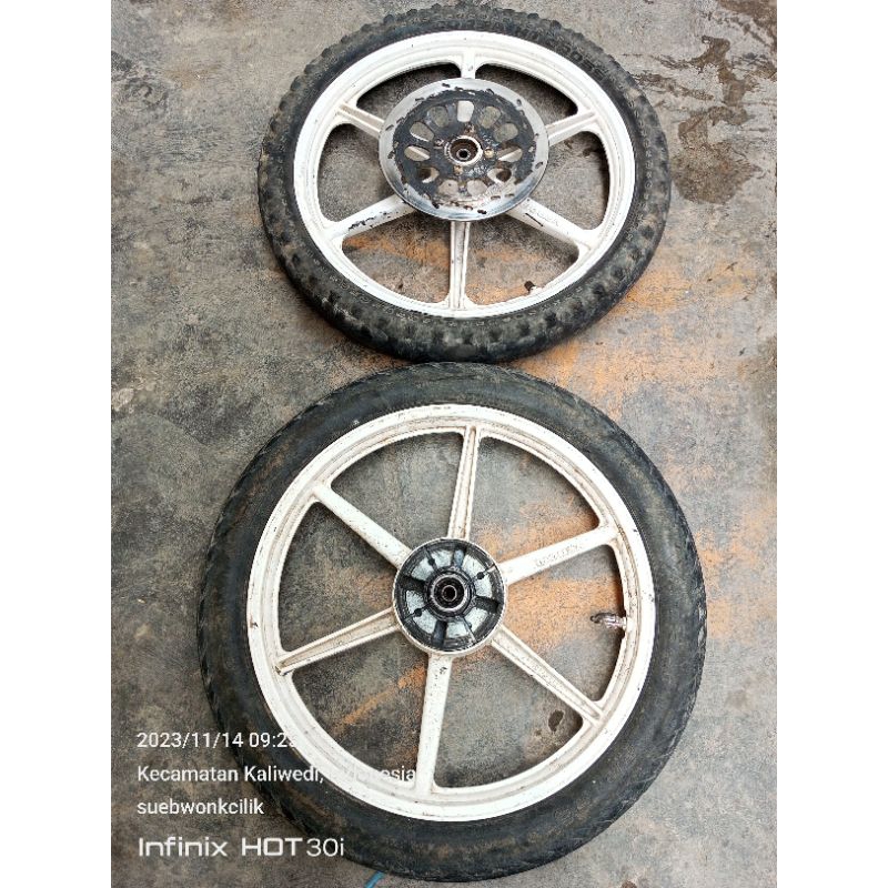 velk/velg Suzuki venom belakang tromol pnp satria 2tak