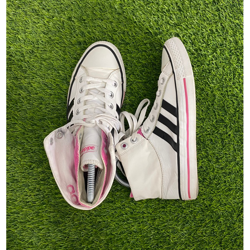 Sepatu Adidas Neo Label size 39