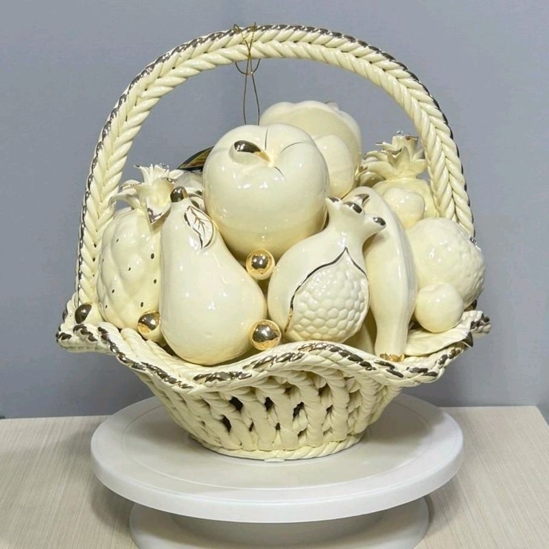 Pajangan hias buah cream keramik