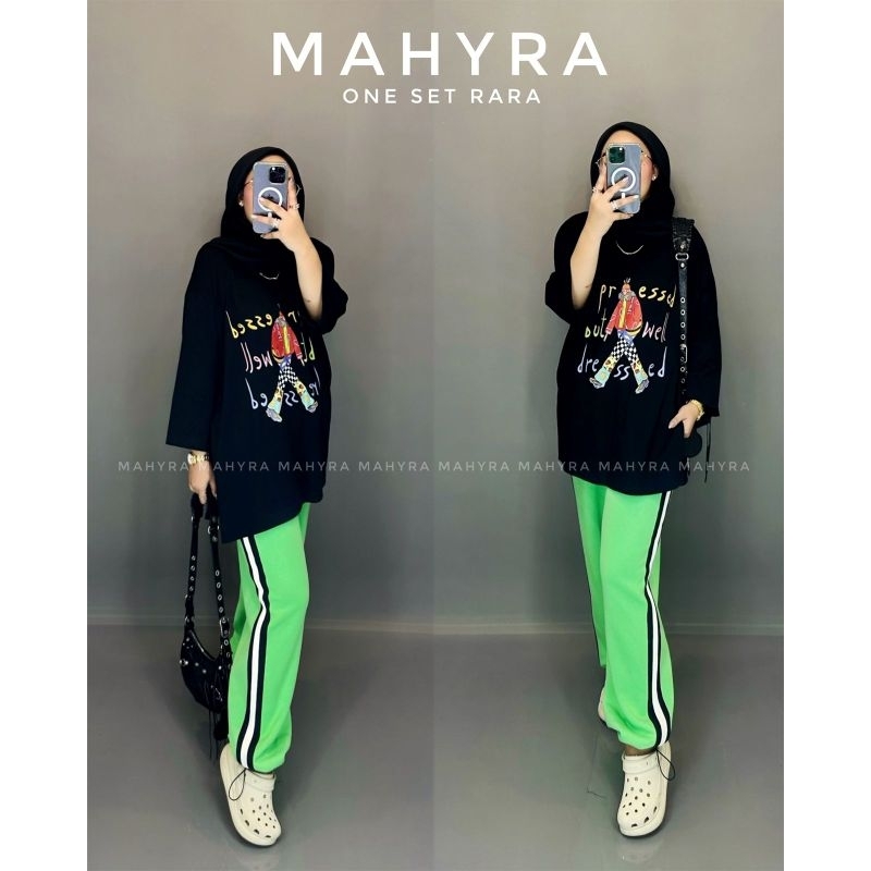 One Set RARA byMahyra