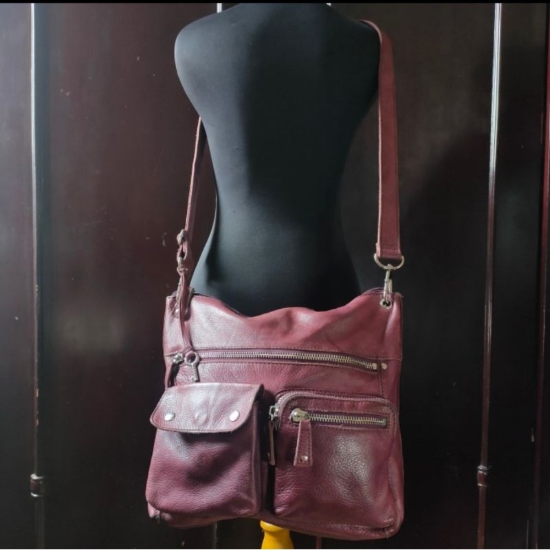 Slingbag/Tas Selempang Kulit Asli F O S S I L Merah Burgundy Preloved/second