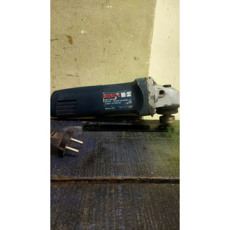 Bosch GWS 6-100 Mesin Gerinda Tangan 4" - Angle Grinder