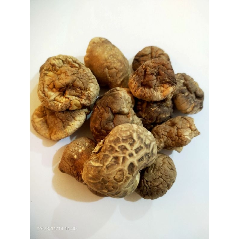 

JAMUR SHITAKE KERING HIOKO 50 gr