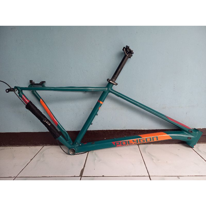 Frame Polygon Xtrada 6 2018 ring 27.5 size M