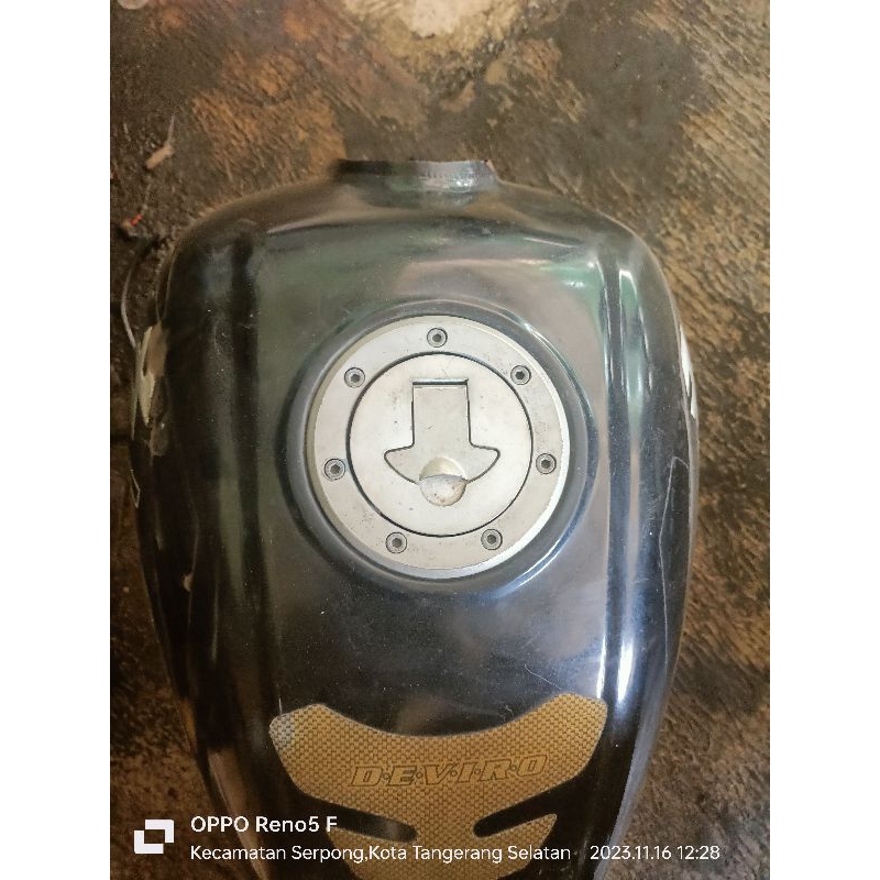 tutup tangki bajaj pulsar 180 cc 200 cc dan p220 cc