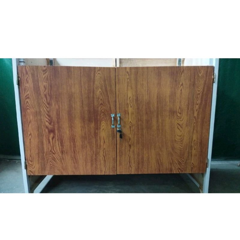 Pintu booth kayu / Booth Koper