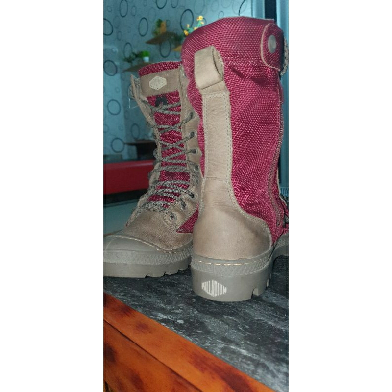 Sepatu boots PALLADIUM