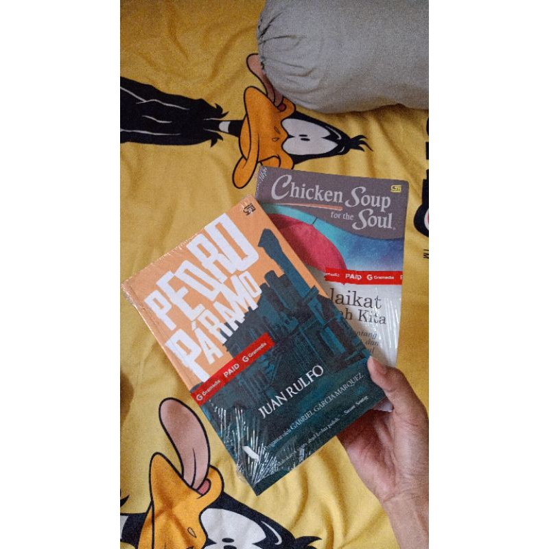 Buku gramedia cuci gudang