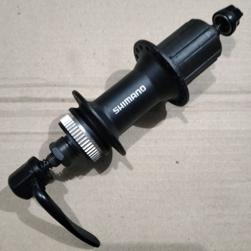 freehub Shimano Alivio M4050 8/9/10 speed 32 hole centerlock untuk mtb