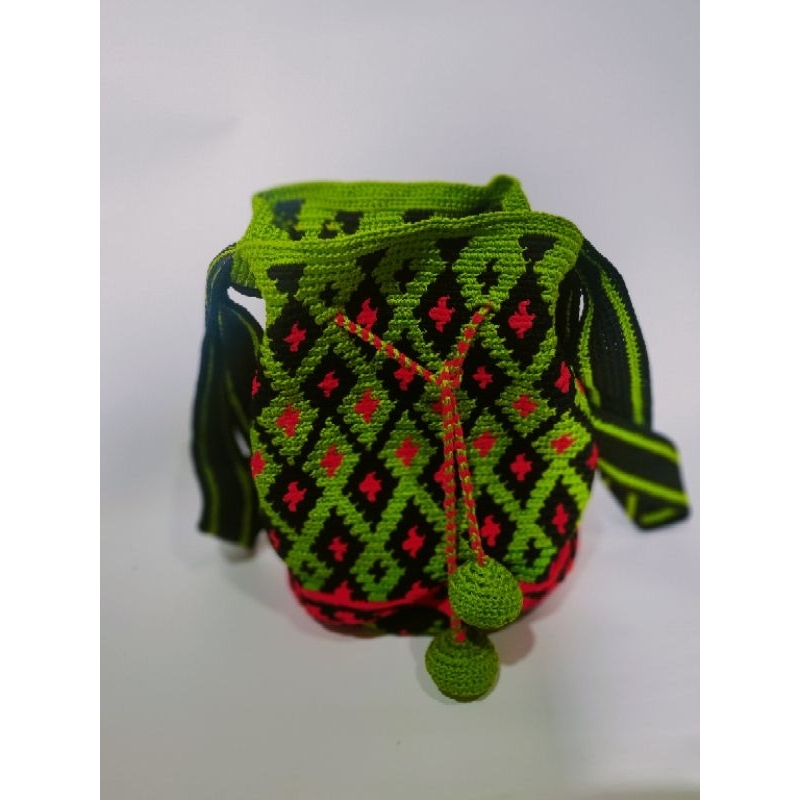 Tas rajut tangan khas banjarbaru kalimantan selatan tipe 1