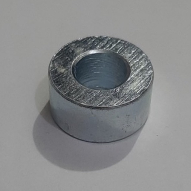 Bosh roda belakang kharisma