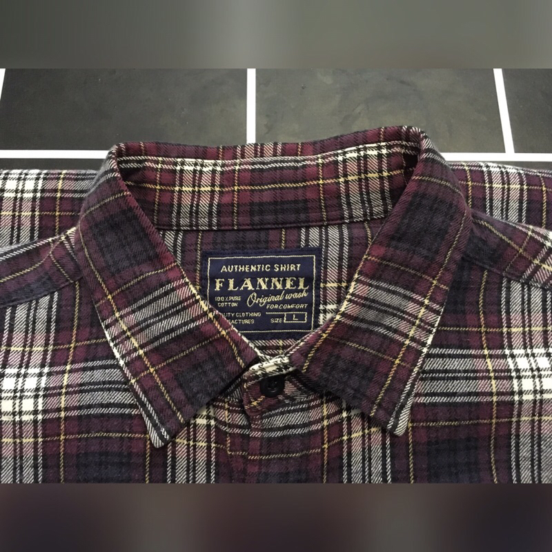 SIZE XL UNIQLO KEMEJA FLANNEL SECOND BRANDED