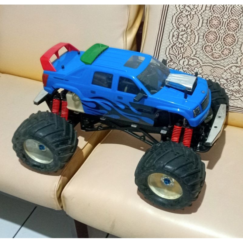 kyosho giga crusher Df twin engine nitro 26 kyosho monster truck 1:8 kyosho Double Engine rc car nit