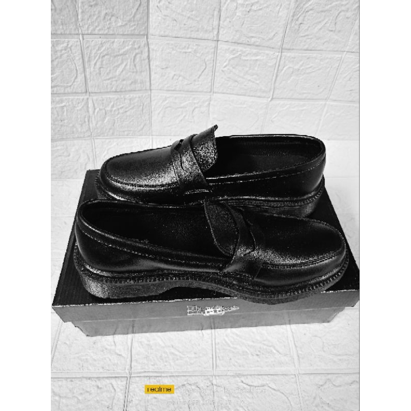 sepatu dokmart pria & wanita UNISEX DR Martens Docmart  pendek  free dus