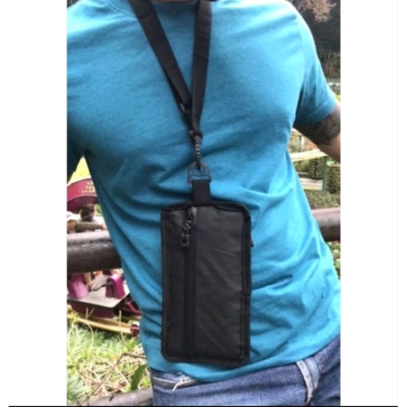 Sako gantung leher  - Dompet hp pvs ( mika ) hanging walet bahan Bimo  waterproof premium