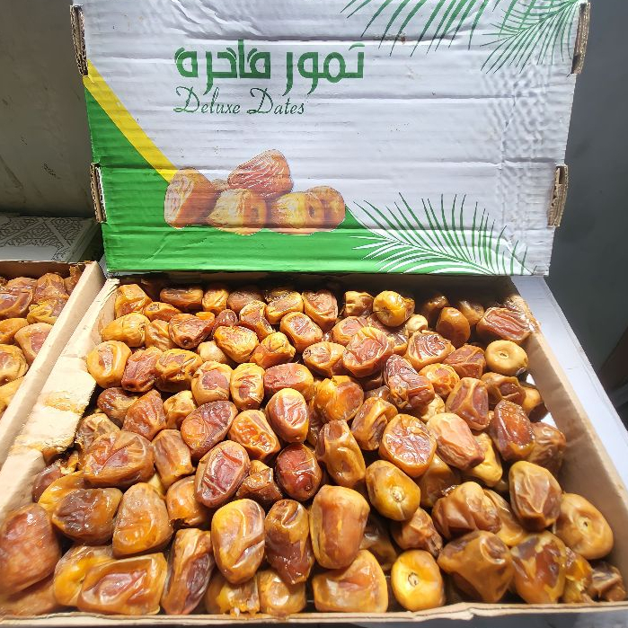 

Kurma Sukari Al-Qasim - Kurma Raja Premium Basah Fresh | Kurma Arab