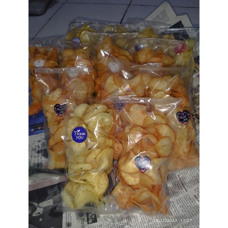 

Paket USAHA Keripik Singkong Termurah 10Pcs 45k Bebas Varian