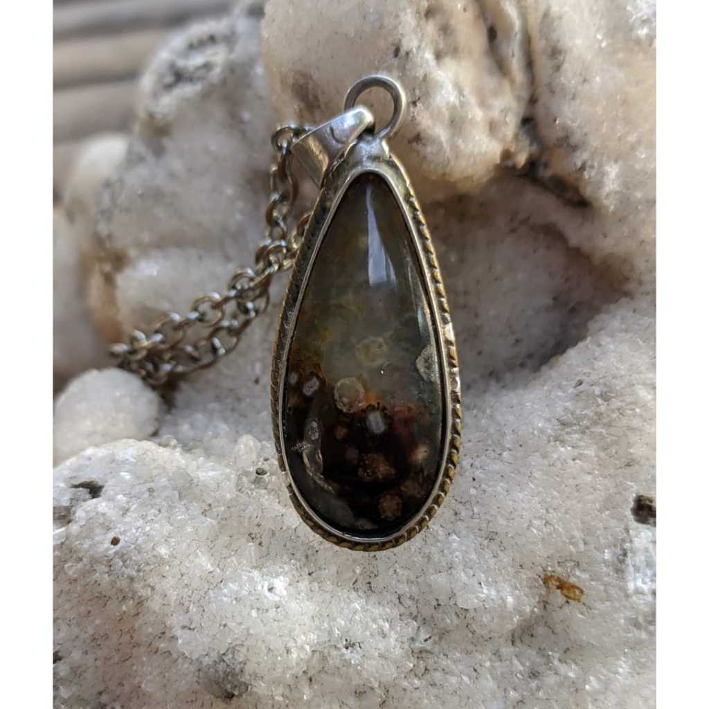 Liontin Lumut Merah Model Tetes Air List Perak 925 HM