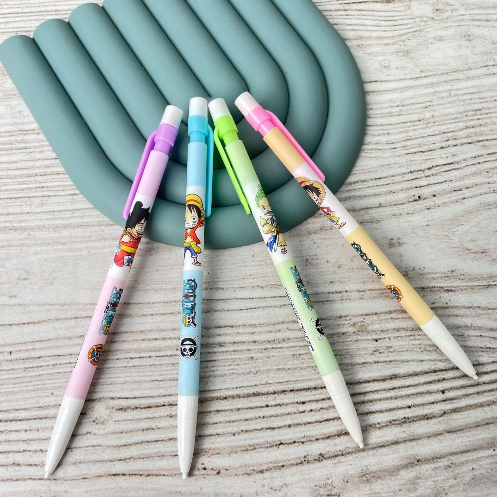 

Pensil Mekanik One Piece Free Penghapus nya Ready 4 Warna Best Quality / Pensil Cetek ONE PIECE Collection IMUT LUCU Favorit Anak Alat Tulis Sekolah Kekinian Bisa Grosir dan COD