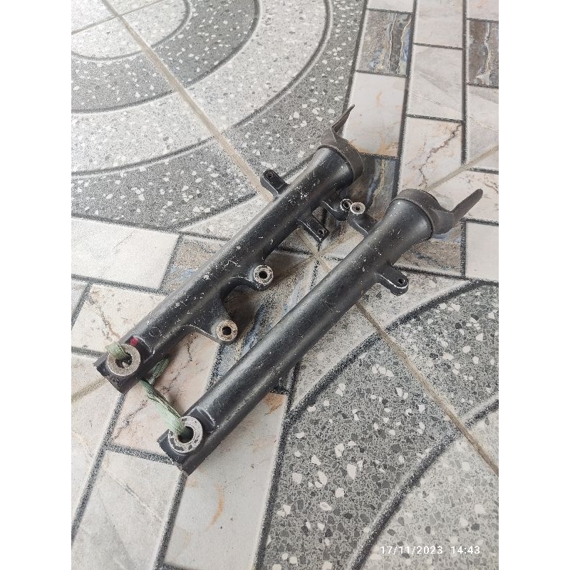 bottom tabung shock breaker depan suzuki satria f fu 150 thailand face lift barong original ori seco