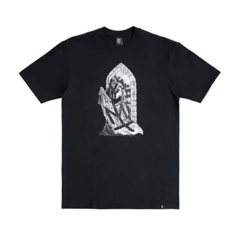 KAOS MATERNAL DISASTER VEXILLUM BLACK T-SHIRT MATERNAL HITAM TERBARU - KAOS DISTRO PRIA DAN WANITA U