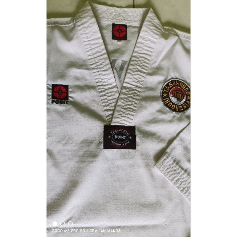baju Taekwondo bekas pakai