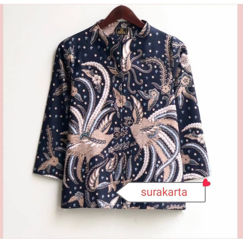 Blus Atasan Wanita Batik Kerja Lengan Panjang Modern Lavanera Motif Burung Kembar Hitam Lapis Tricot