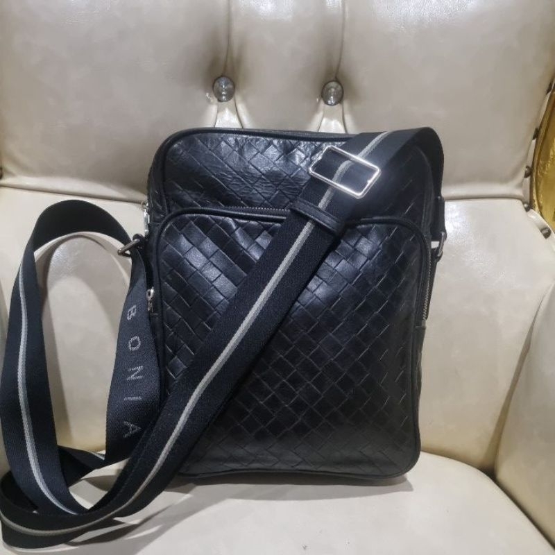 Tas Bonia selempang pria Preloved PL