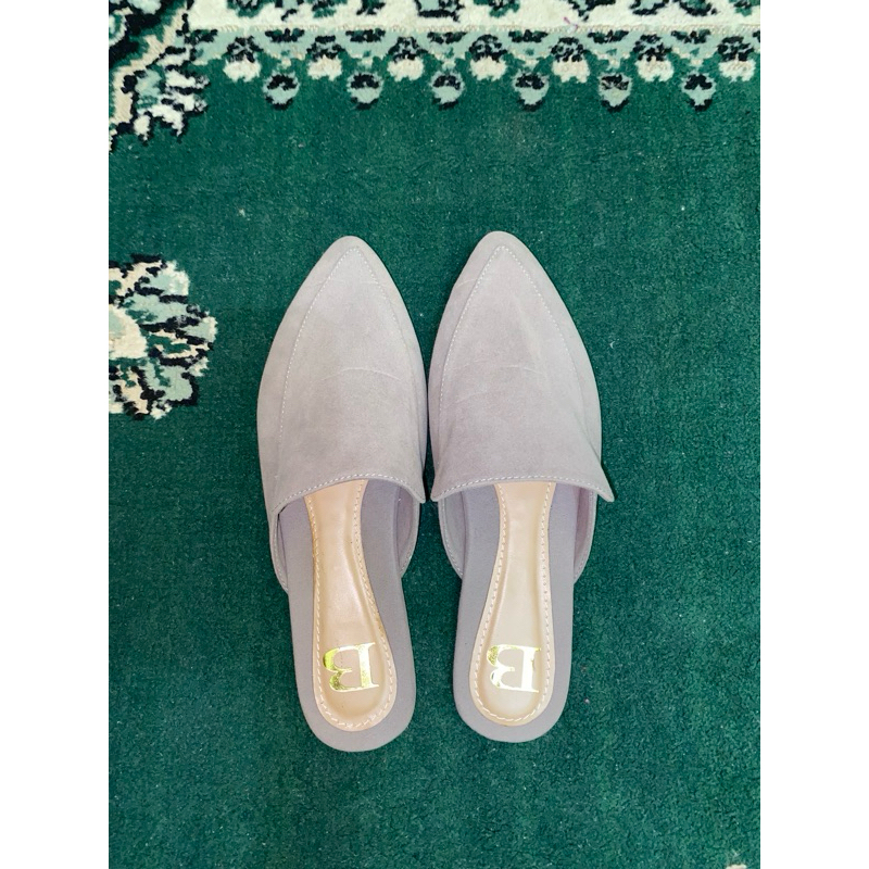 preloved sandal berrybenka