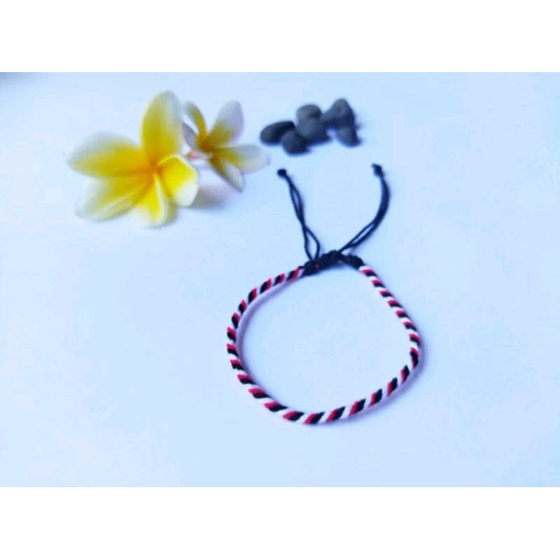 Gelang Tridatu | Gelang Tridatu Bandul Koin China | Gelang Tridatu Tiga Batu Tibet | Gelang Tridatu 