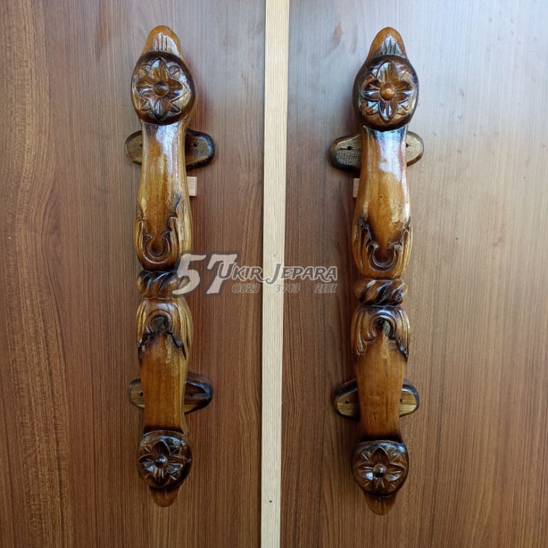 Handel handle pintu rumah bahan kayu jati full ukir jepara - Tarikan pintu murah