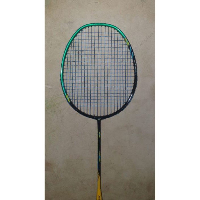 Paling Murah raket ori second mulus 90%.