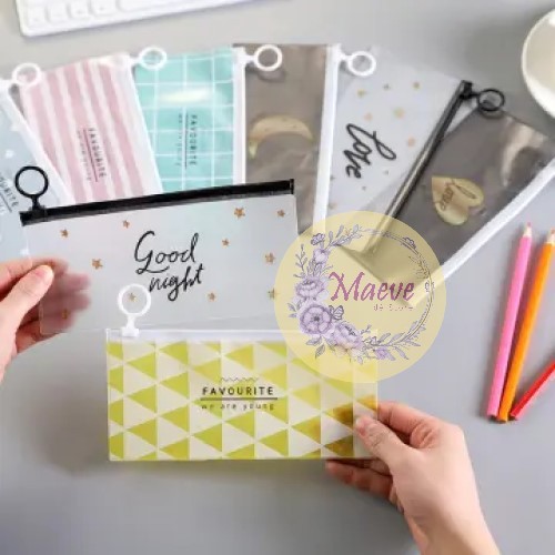 

Tempat Pensil Transparan Favouritte / Tempat Pensil Pulpen Zipper / Zipper Bag Multifungsi MAEVE