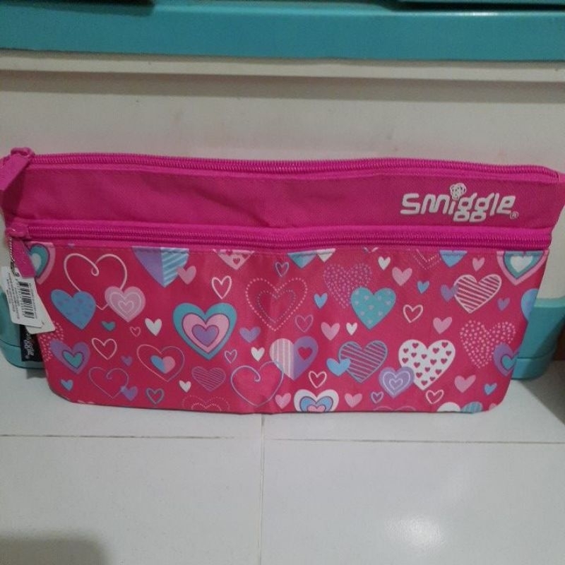 

Promo 12.12 Smiggle Pouch P33 T17cm Ori No Second Pencil Case Tempat Alat Tulis Serbaguna