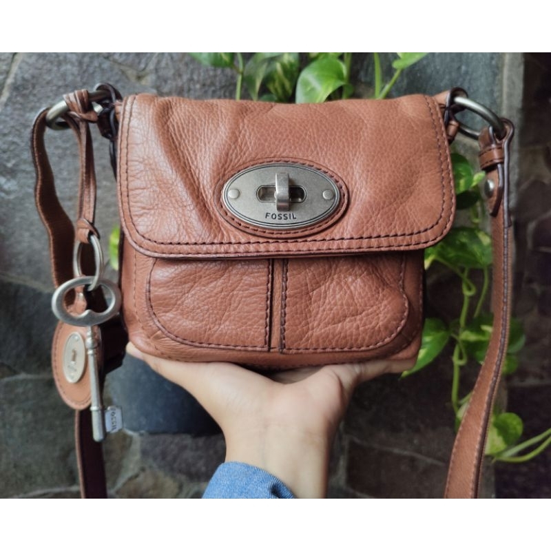 PRELOVED PL TAS BAG FOSSIL MADDOX SATCHEL CONVERTIBLE CONVERTIBEL TURNLOCK TURN LOCK KISSLOCK KISS L