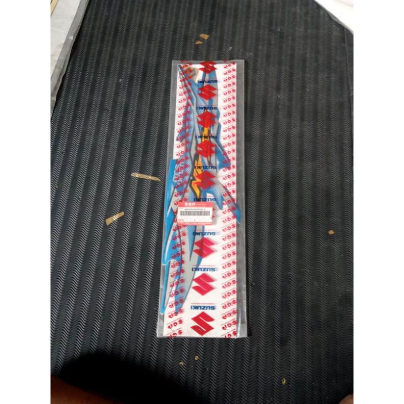 Striping Stiker Suzuki spin 125 biru 2007 original NOZ