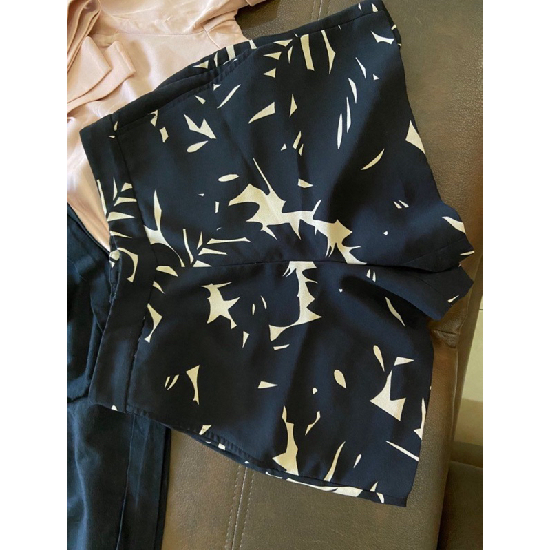 celana pendek kain ann taylor