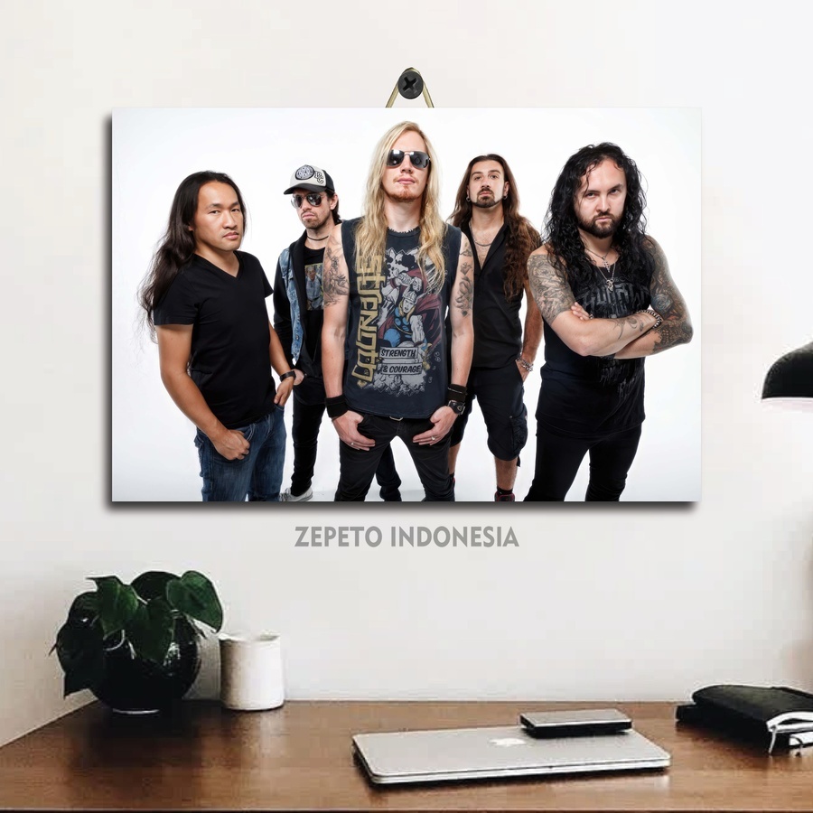 Poster Ruangan Besar Gambar Band Dragonforce 20X30 | Poster Kayu Jumbo Member Band Dragonforce | Paj