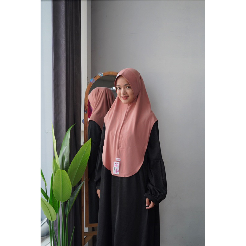 Lubna-Lubna Scraft-Jilbab Lubna-Hijab Lubna Oval-Jilbab Instan Lubna