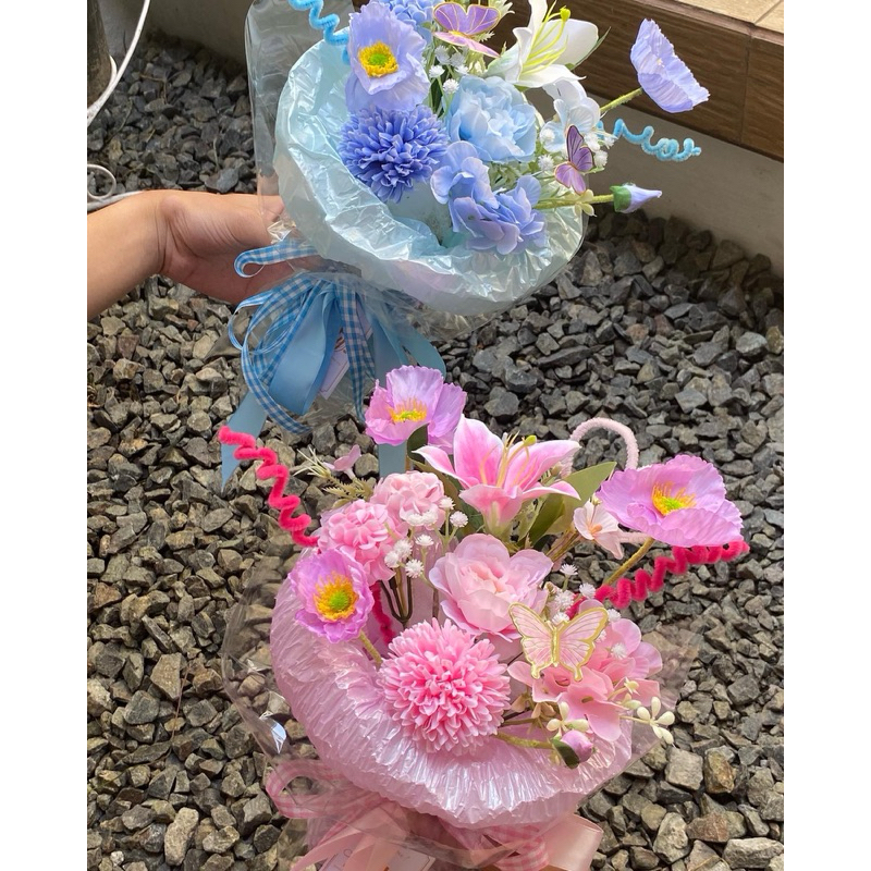 Buket Wisuda / Buket boneka wisuda/ Buket wisuda murah / Buket wisuda bandung /Kado wisuda/Hadiah wi