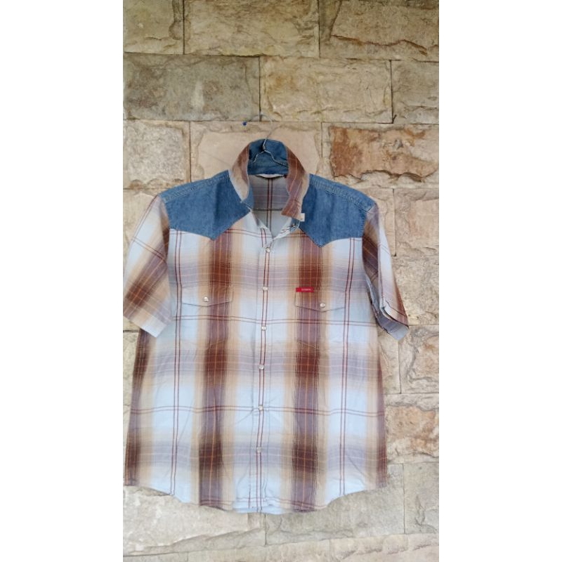 Kemeja Pria Lee Cooper