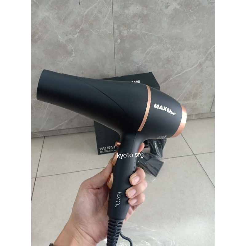 Lumi hairdryer MAXIBLOW