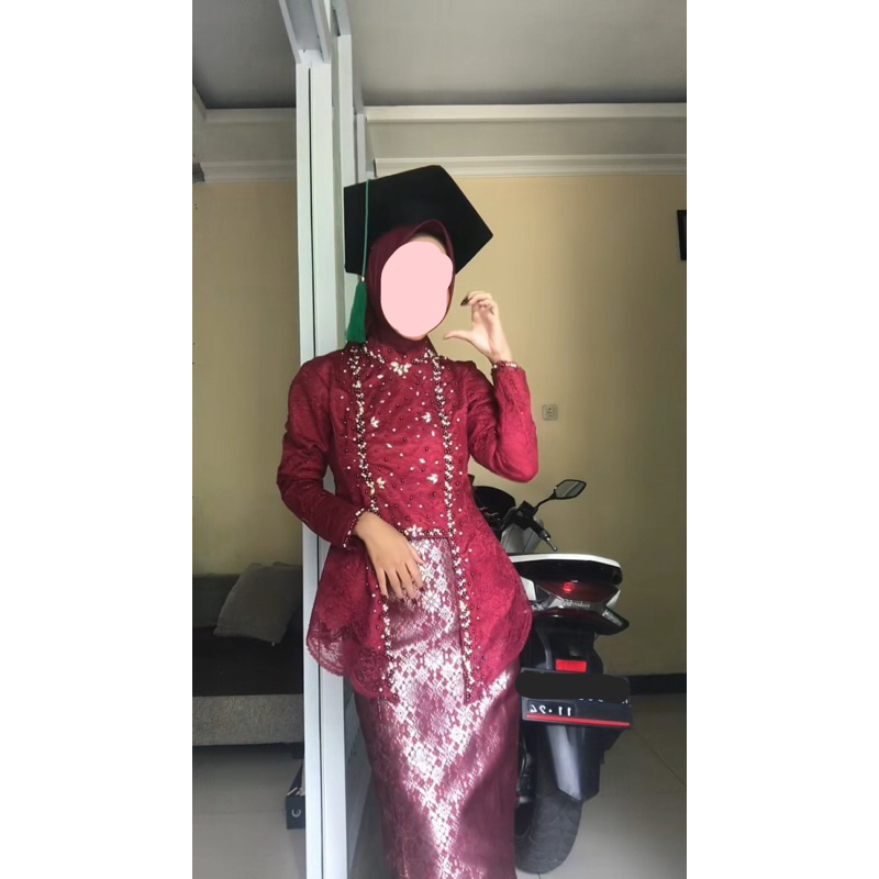 HANYA SEWA - KEBAYA FULL SET ( KEBAYA, ROK SONGKET & HIJAB)