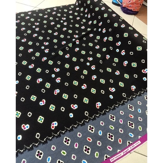 kain batik semi sutra motif jumputan, kain batik semi sutra, batik sutra jumputan