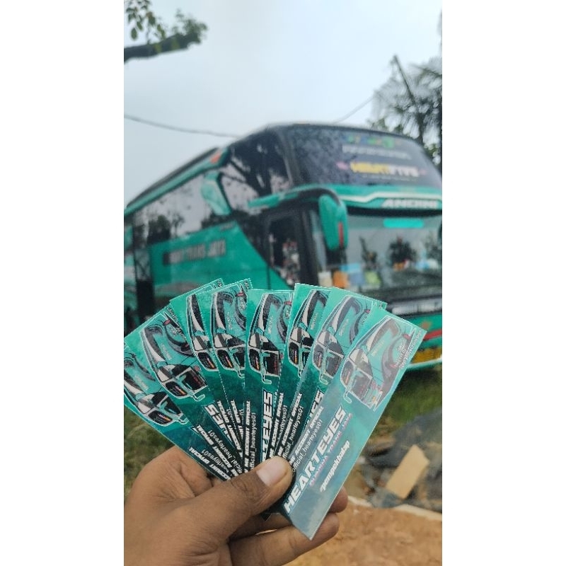 

STIKER HEARTEYES QTJ OFFICIAL