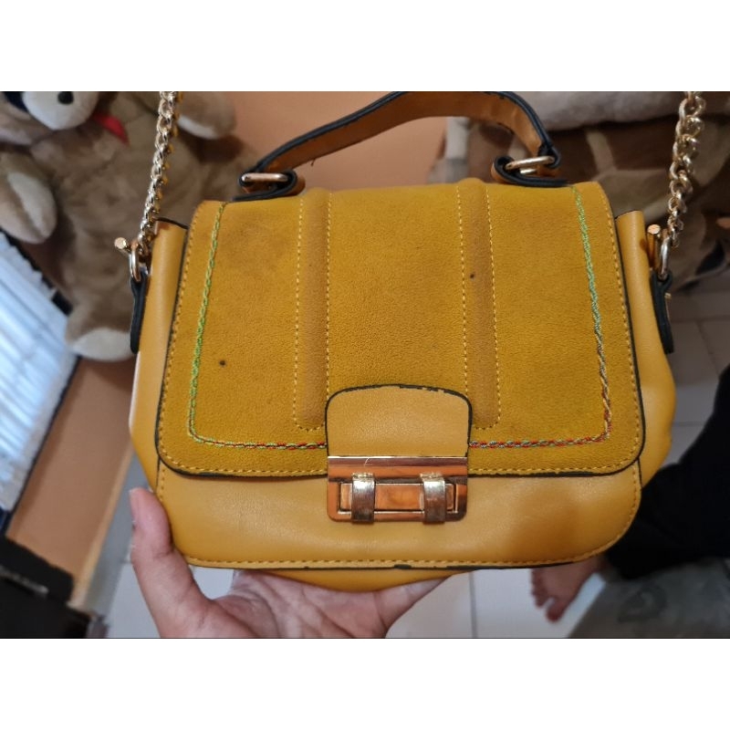 tas mini kuning mustard preloved