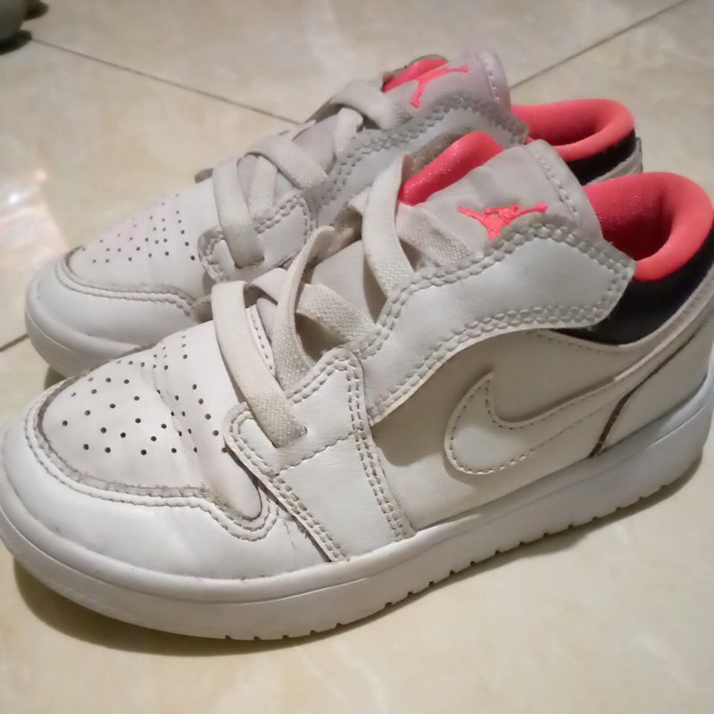 sepatu second anak jordan