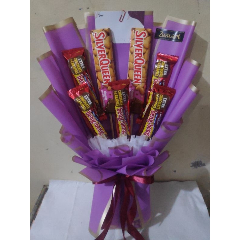 

Buket Cokelat Bucket Cokelat Silverqueen