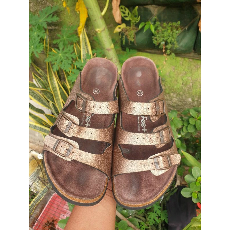 Koleksi Pribadi Sendal My Feet 40-41 masuk