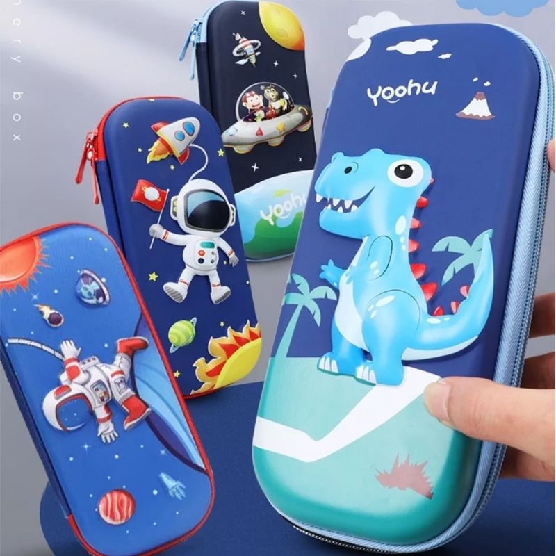 

Kotak Pensil 3D karakter anti air